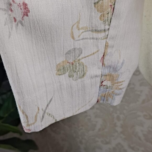 Toni Garment for CC Magic Size S/M Cream with Floral Print Pearl Buttons Vintage - Picture 7 of 11